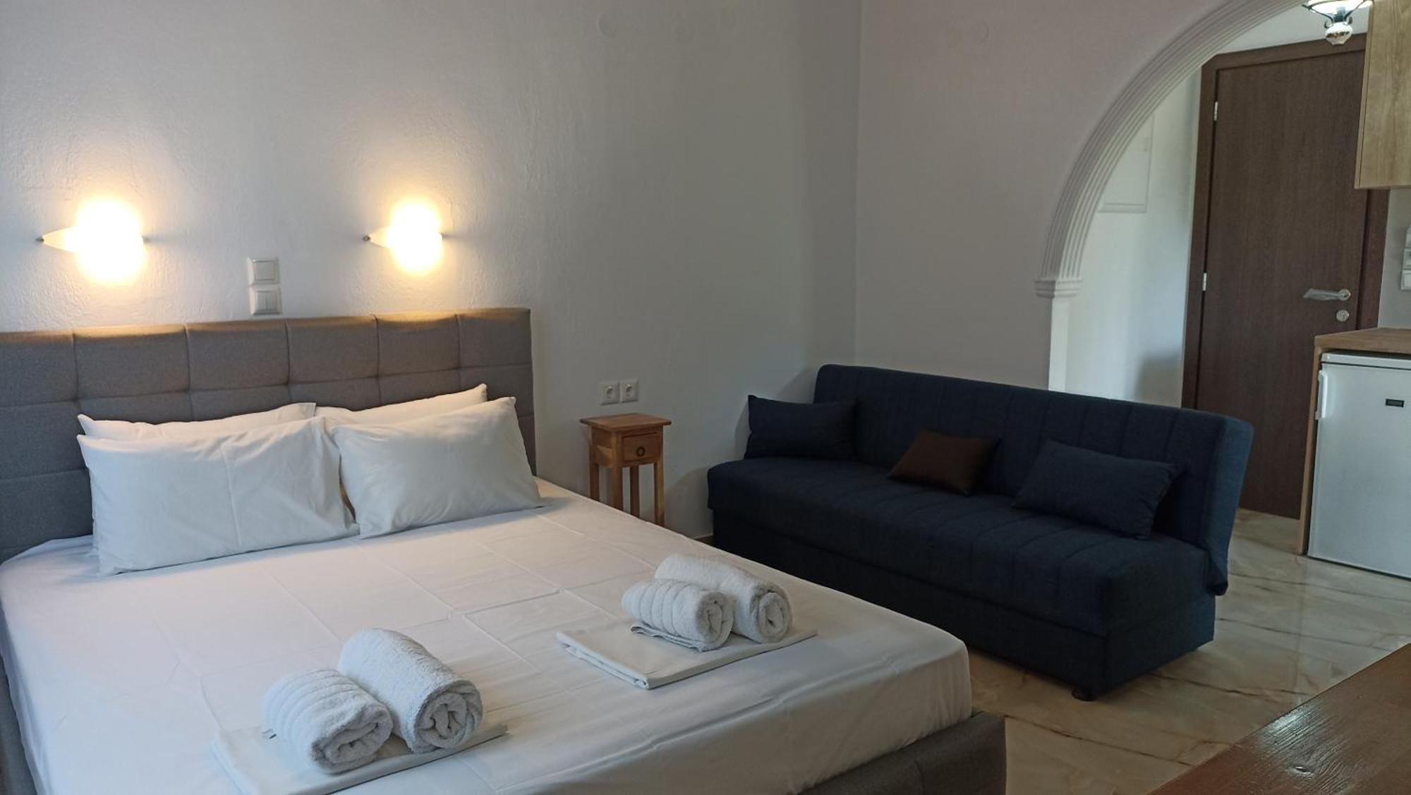 Villa Karapataki Skala Rachoni  Exteriör bild