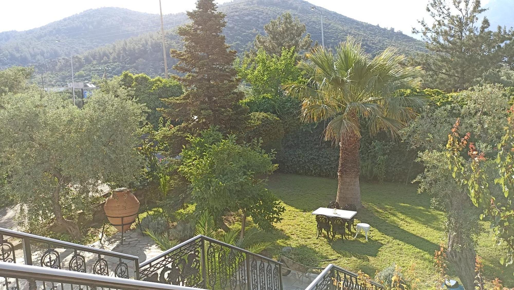 Villa Karapataki Skala Rachoni  Exteriör bild