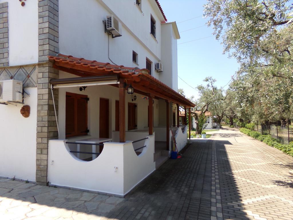 Villa Karapataki Skala Rachoni  Rum bild