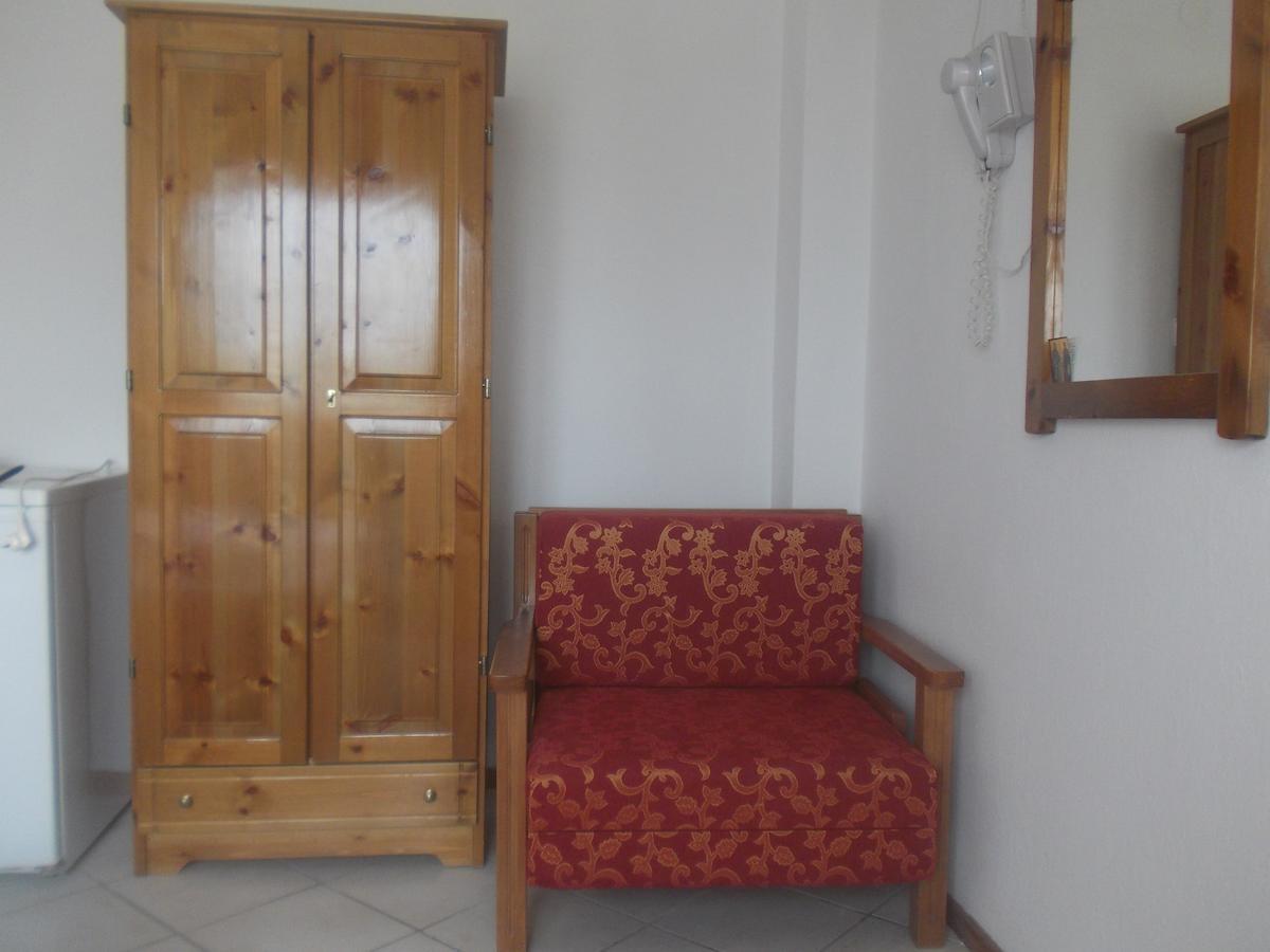 Villa Karapataki Skala Rachoni  Rum bild